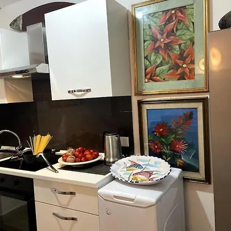 Kitson House * تاورمينا